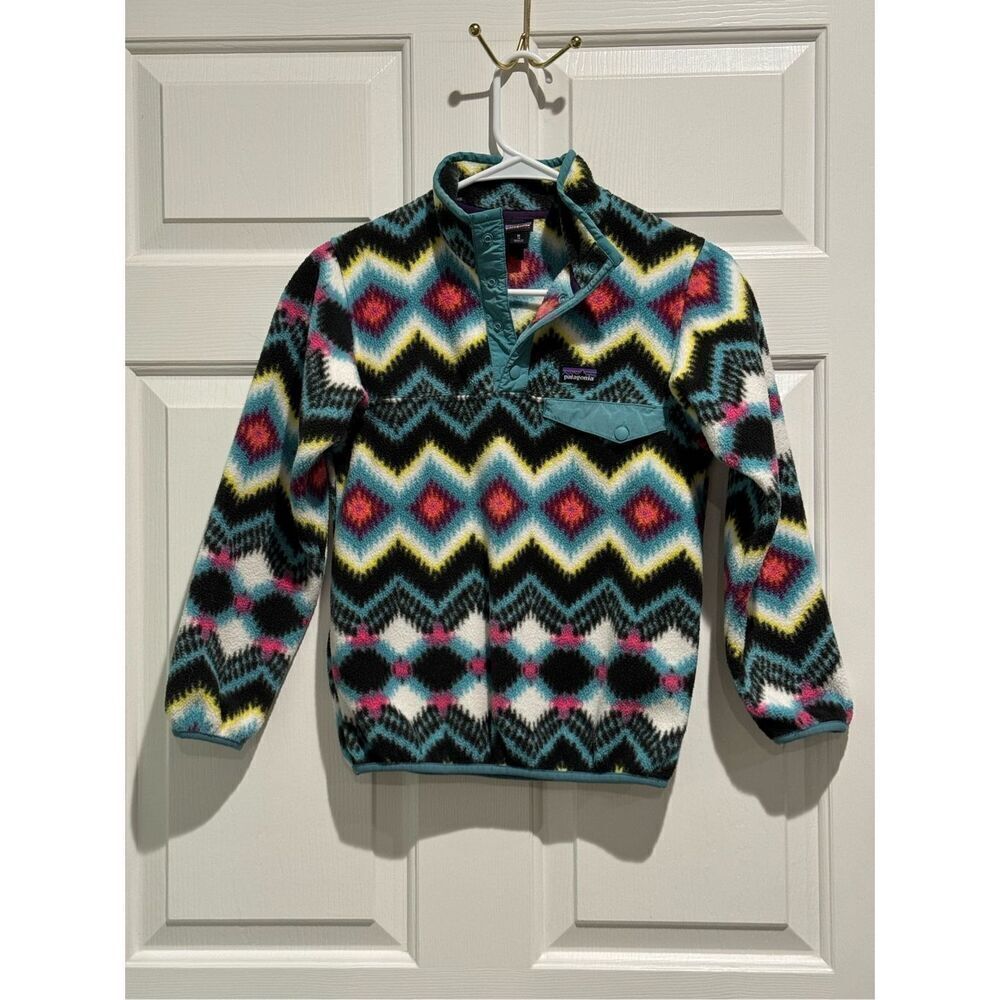 Patagonia Girls' Patterned Lightweight Synchilla Snap-T Pullover Medium 10